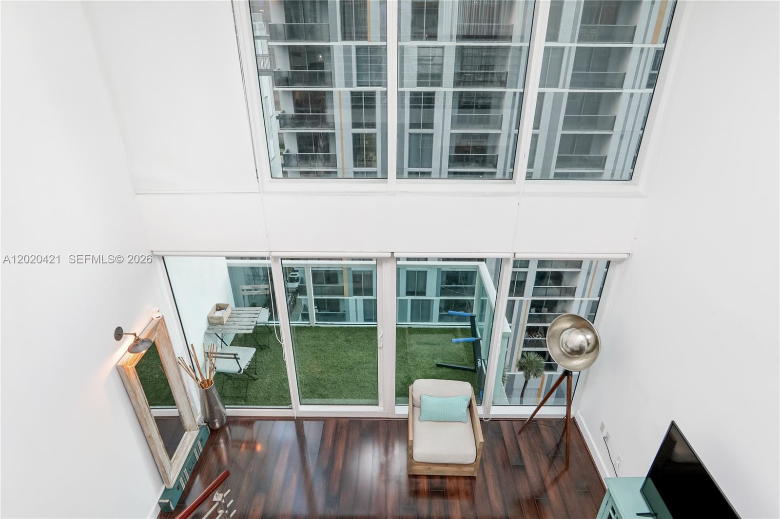 41 SE 5th St #704, Miami FL 33131