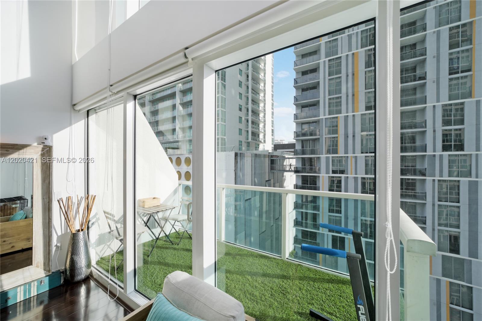 41 SE 5th St #704, Miami FL 33131