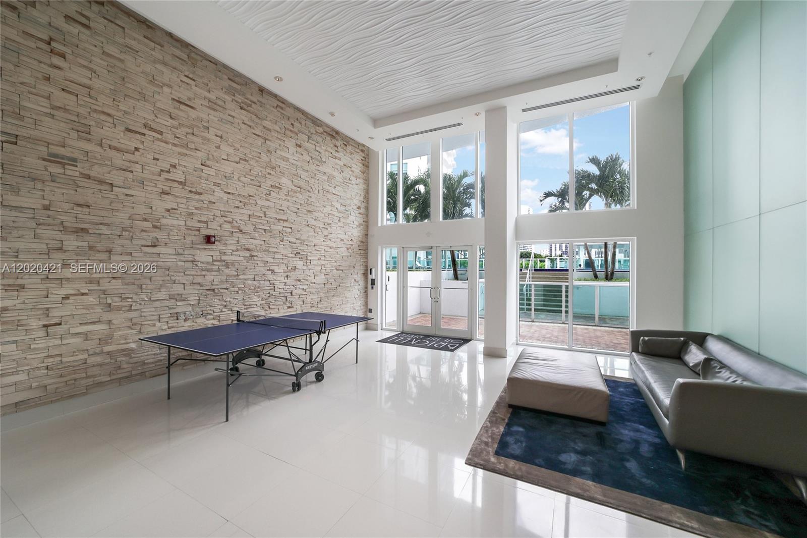 41 SE 5th St #704, Miami FL 33131