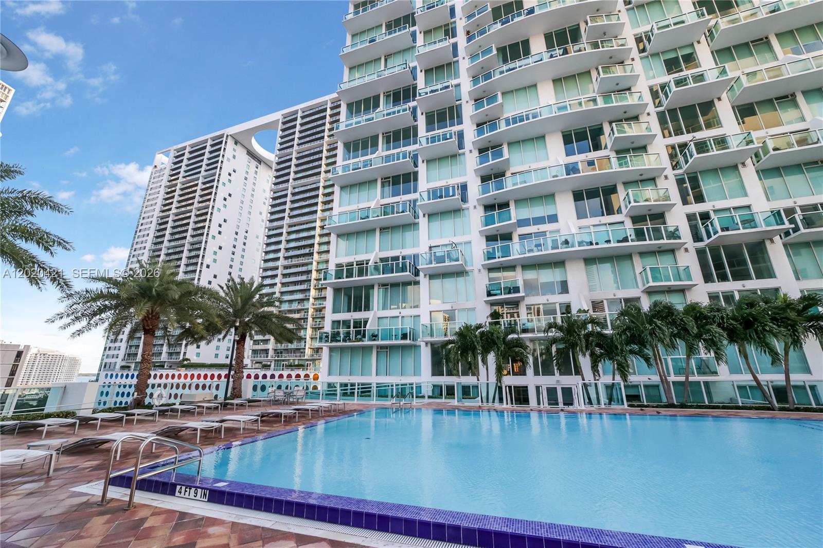 41 SE 5th St #704, Miami FL 33131