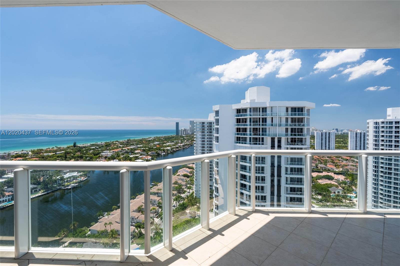 21200 Point Pl #2802, Aventura FL 33180