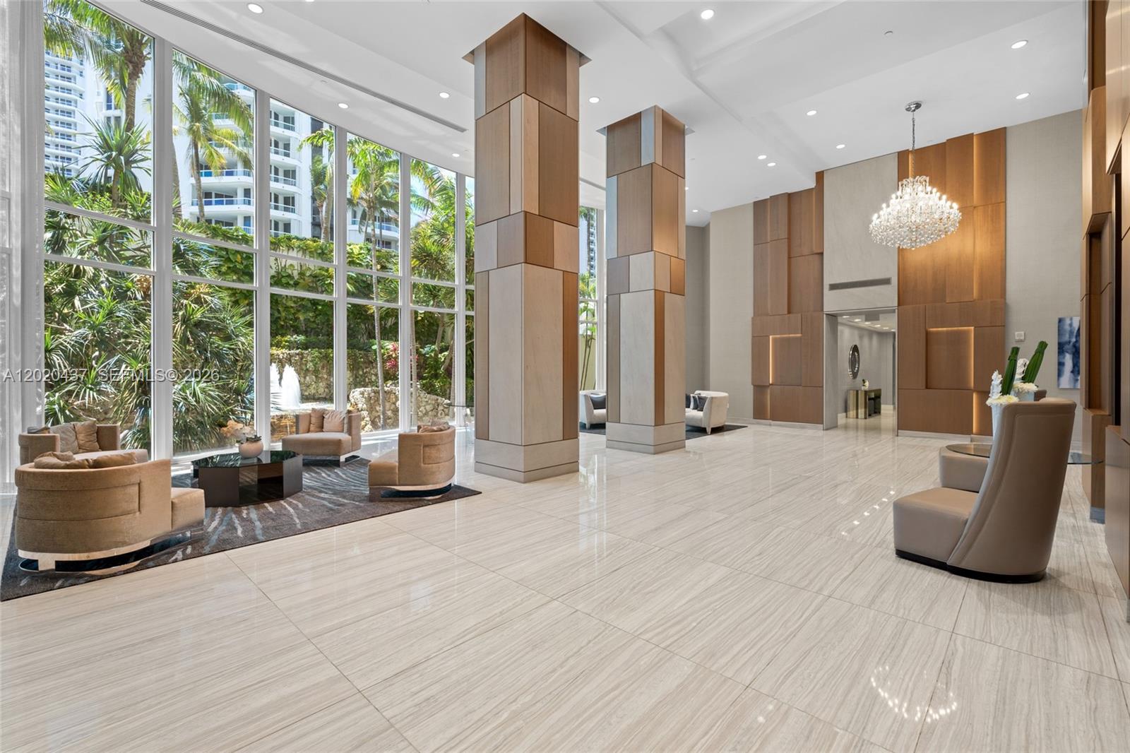 21200 Point Pl #2802, Aventura FL 33180