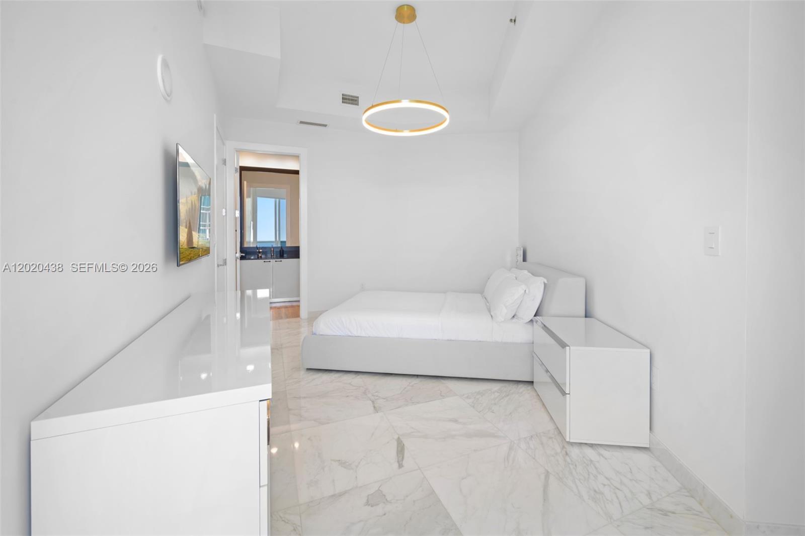 15901 Collins Ave #4103, Sunny Isles Beach FL 33160