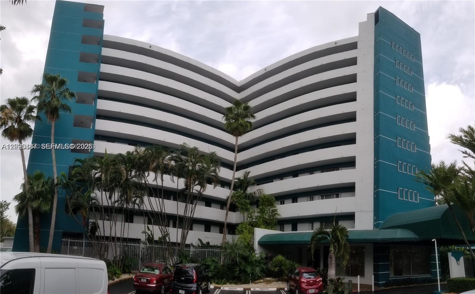 1700 N River Dr #1009, Miami FL 33125