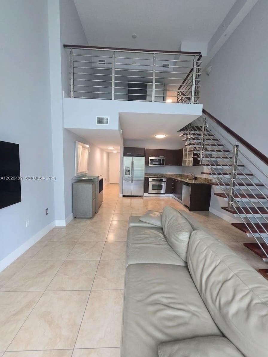 41 SE 5th St #815, Miami FL 33131