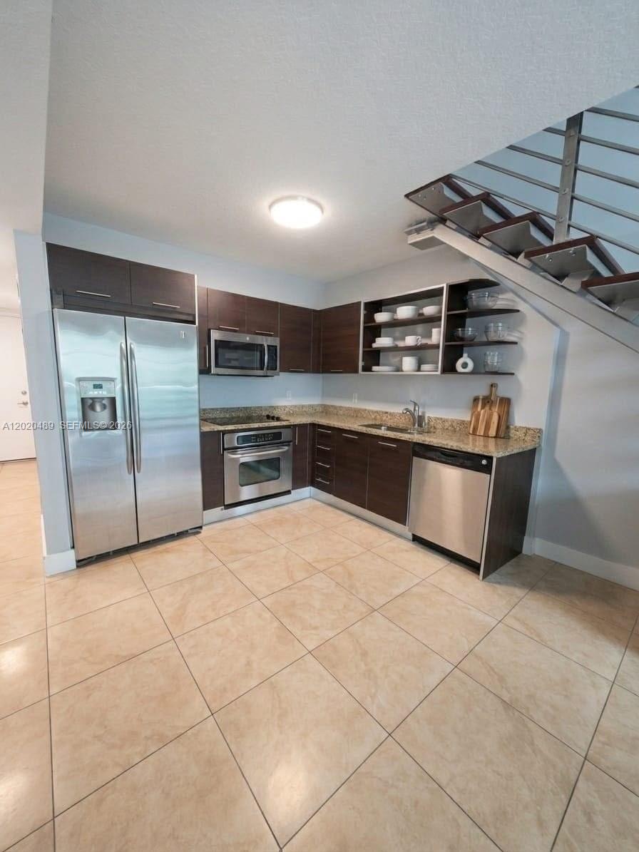 41 SE 5th St #815, Miami FL 33131