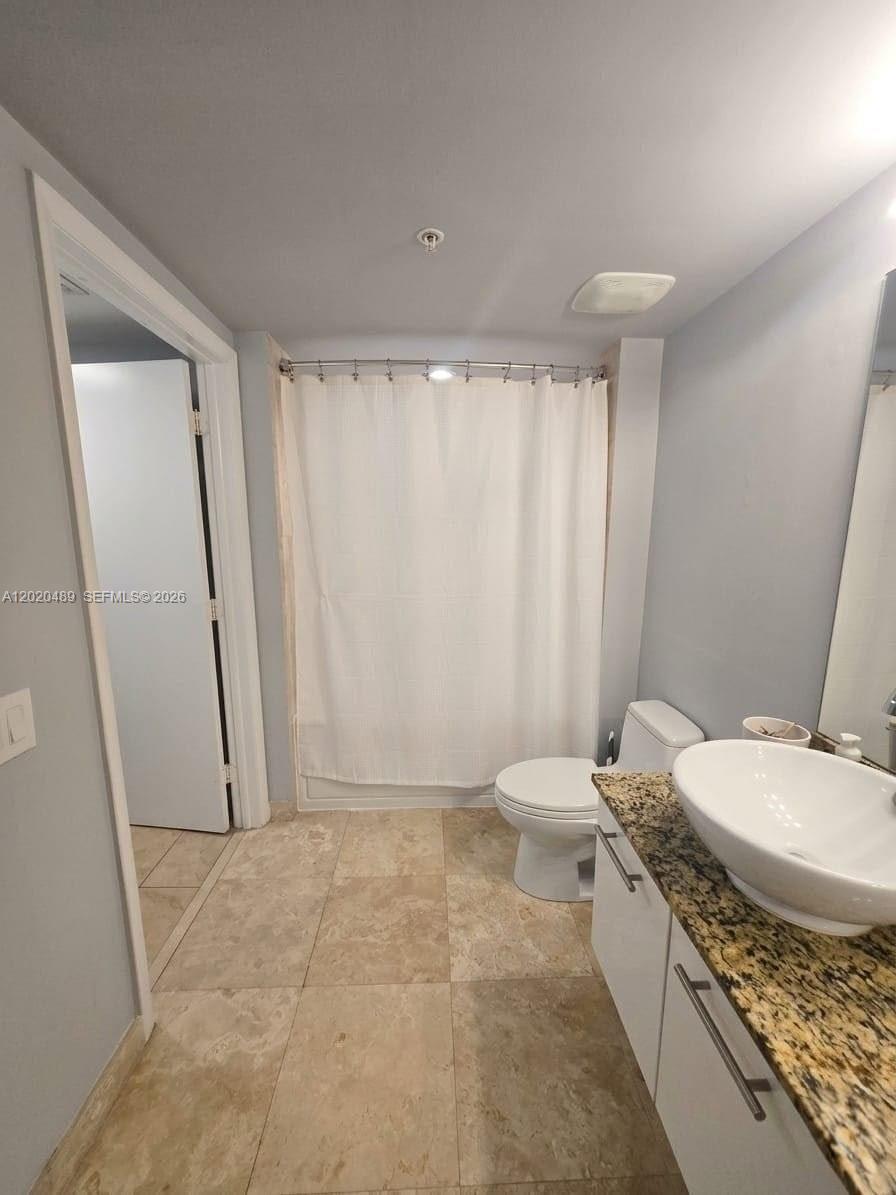 41 SE 5th St #815, Miami FL 33131