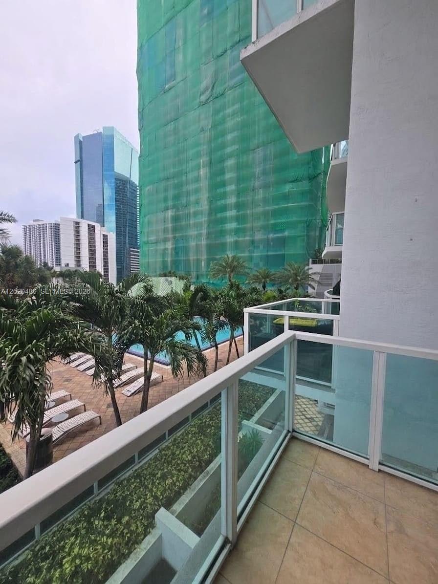 41 SE 5th St #815, Miami FL 33131