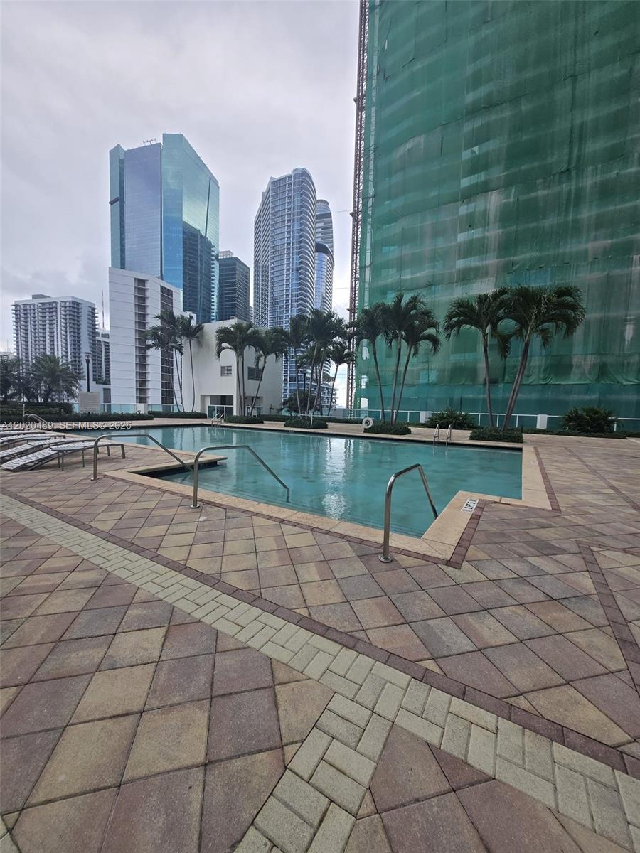 41 SE 5th St #815, Miami FL 33131