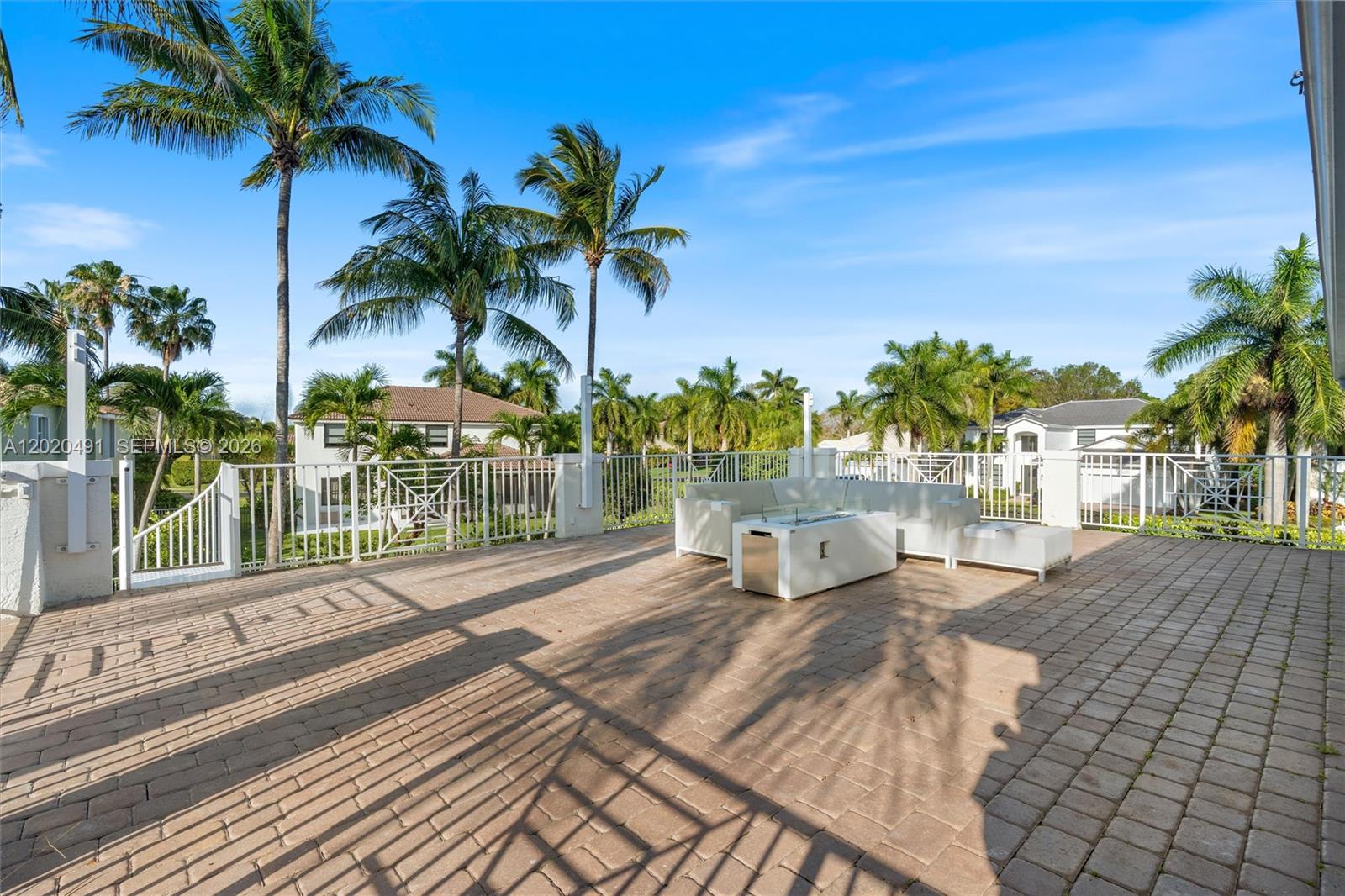 12731 Yardley Dr, Boca Raton FL 33428