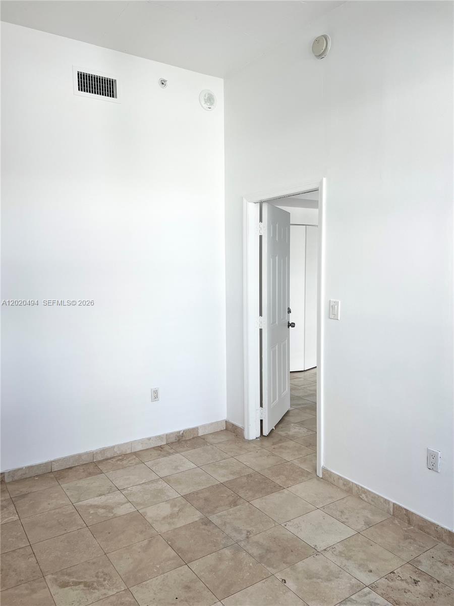 133 NE 2 AV #710, Miami FL 33132