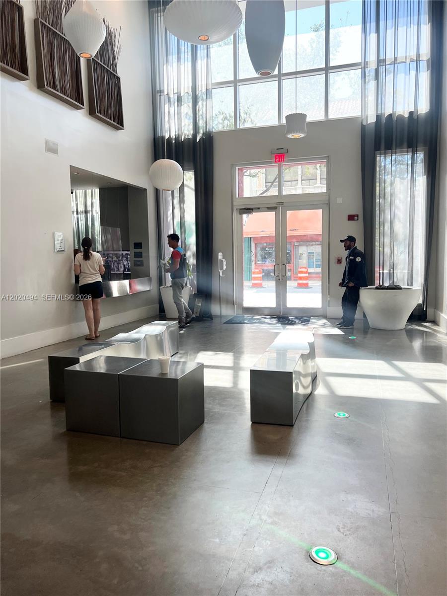 133 NE 2 AV #710, Miami FL 33132