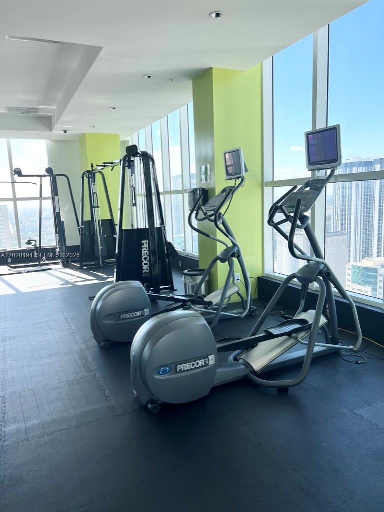 133 NE 2 AV #710, Miami FL 33132