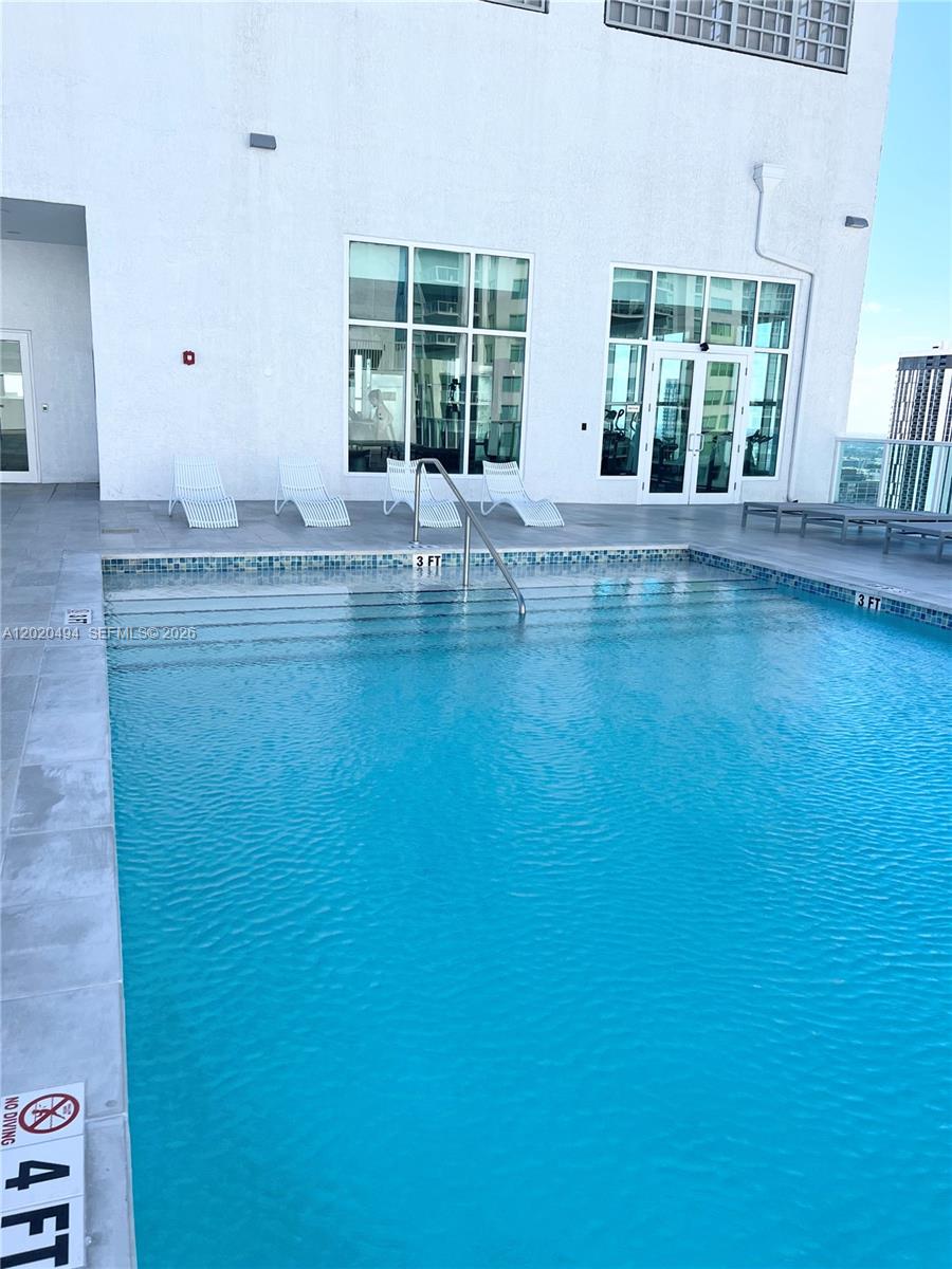 133 NE 2 AV #710, Miami FL 33132