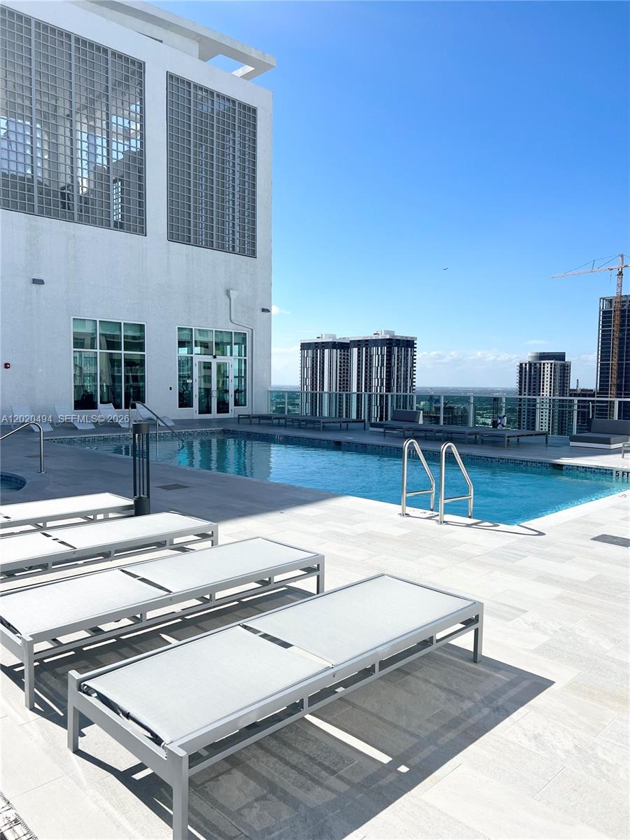 133 NE 2 AV #710, Miami FL 33132
