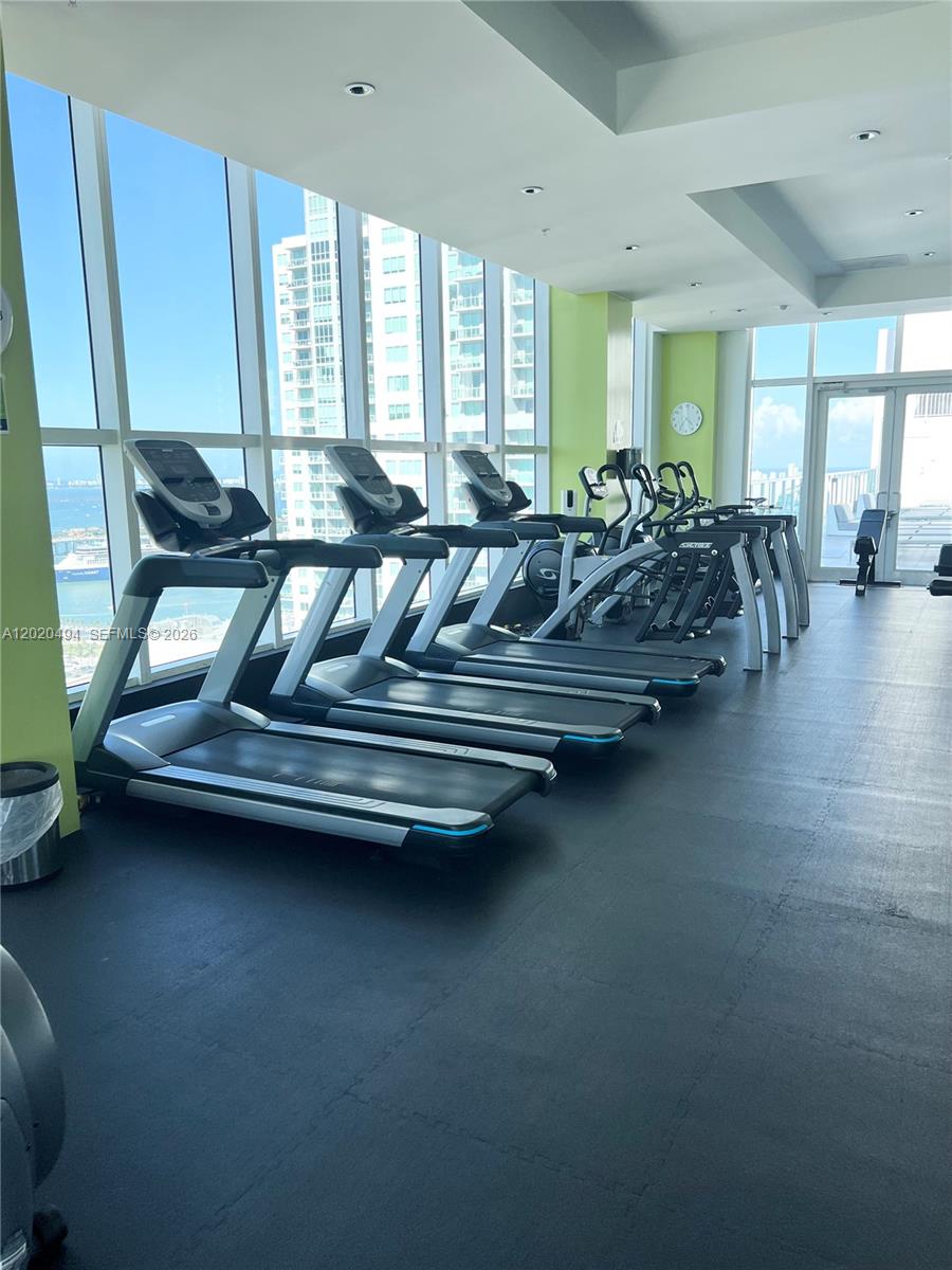 133 NE 2 AV #710, Miami FL 33132