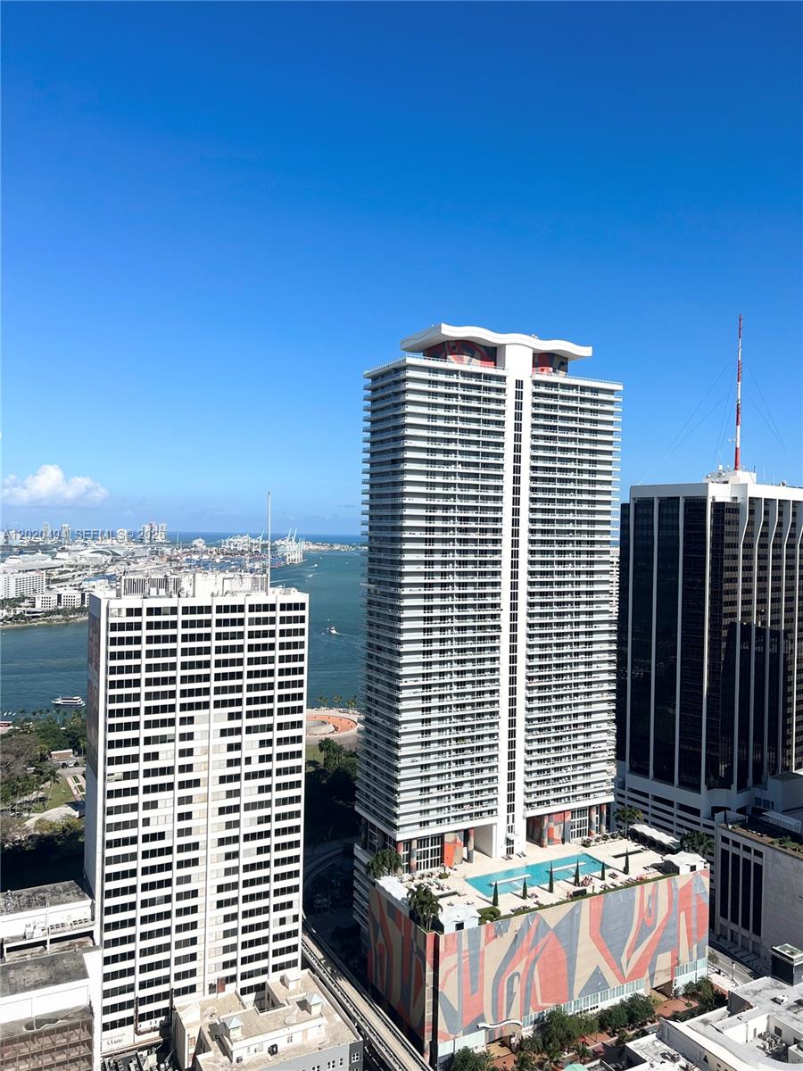 133 NE 2 AV #710, Miami FL 33132