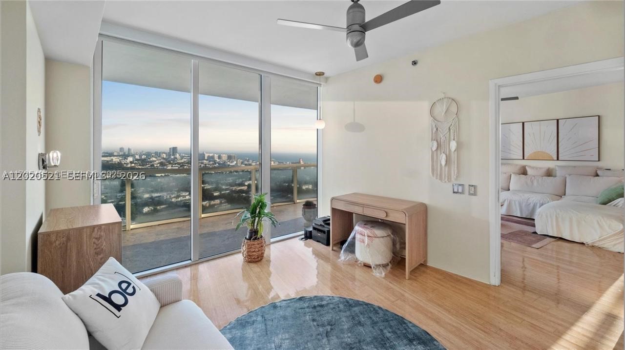 450 Alton Rd #2810, Miami Beach FL 33139