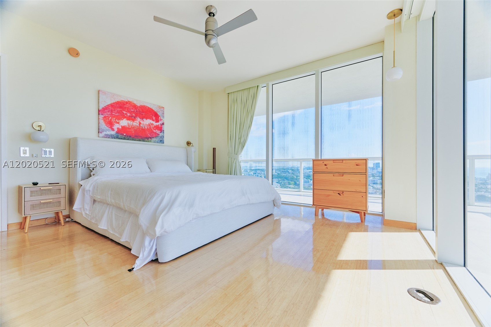 450 Alton Rd #2810, Miami Beach FL 33139