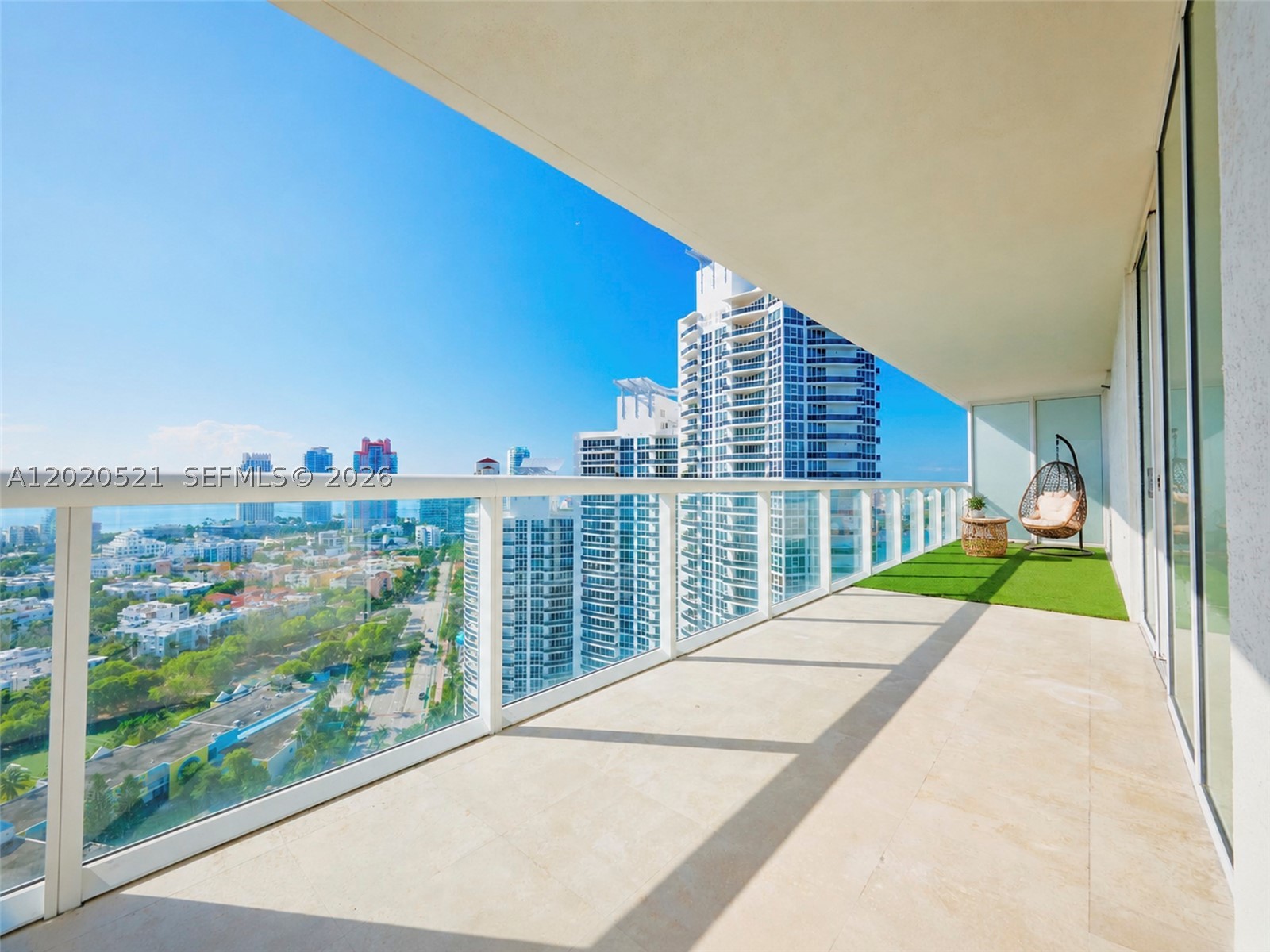 450 Alton Rd #2810, Miami Beach FL 33139