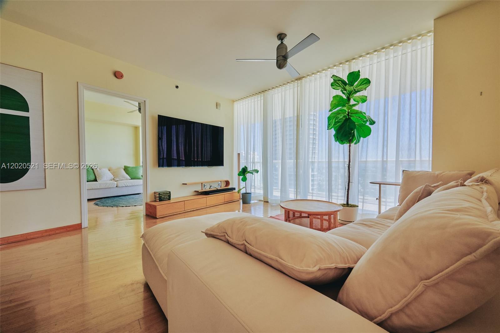450 Alton Rd #2810, Miami Beach FL 33139