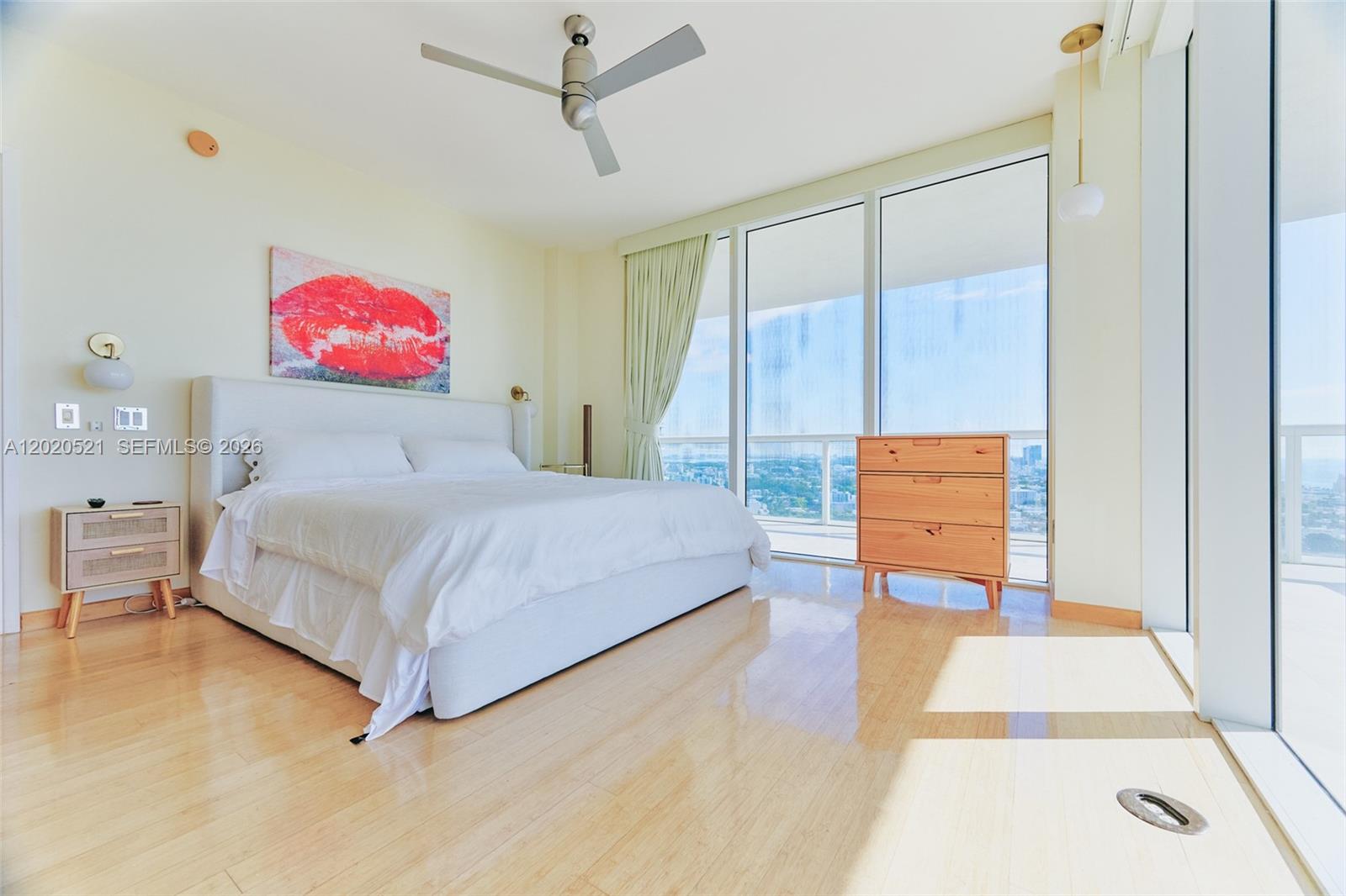 450 Alton Rd #2810, Miami Beach FL 33139