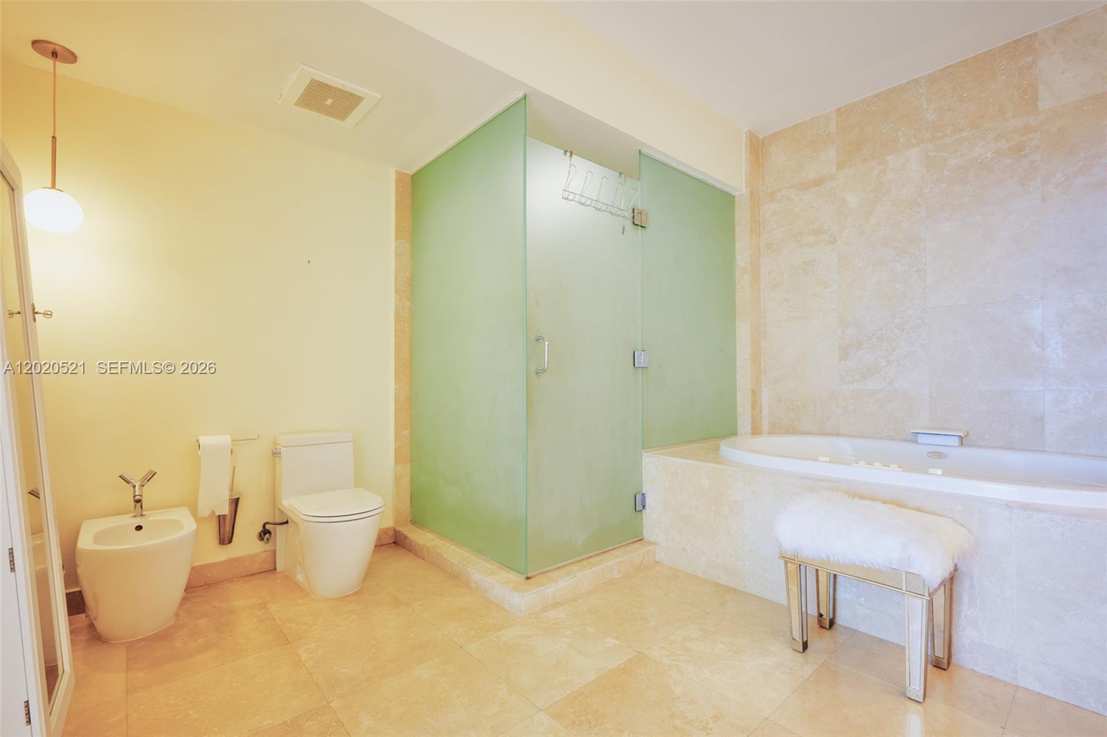 450 Alton Rd #2810, Miami Beach FL 33139