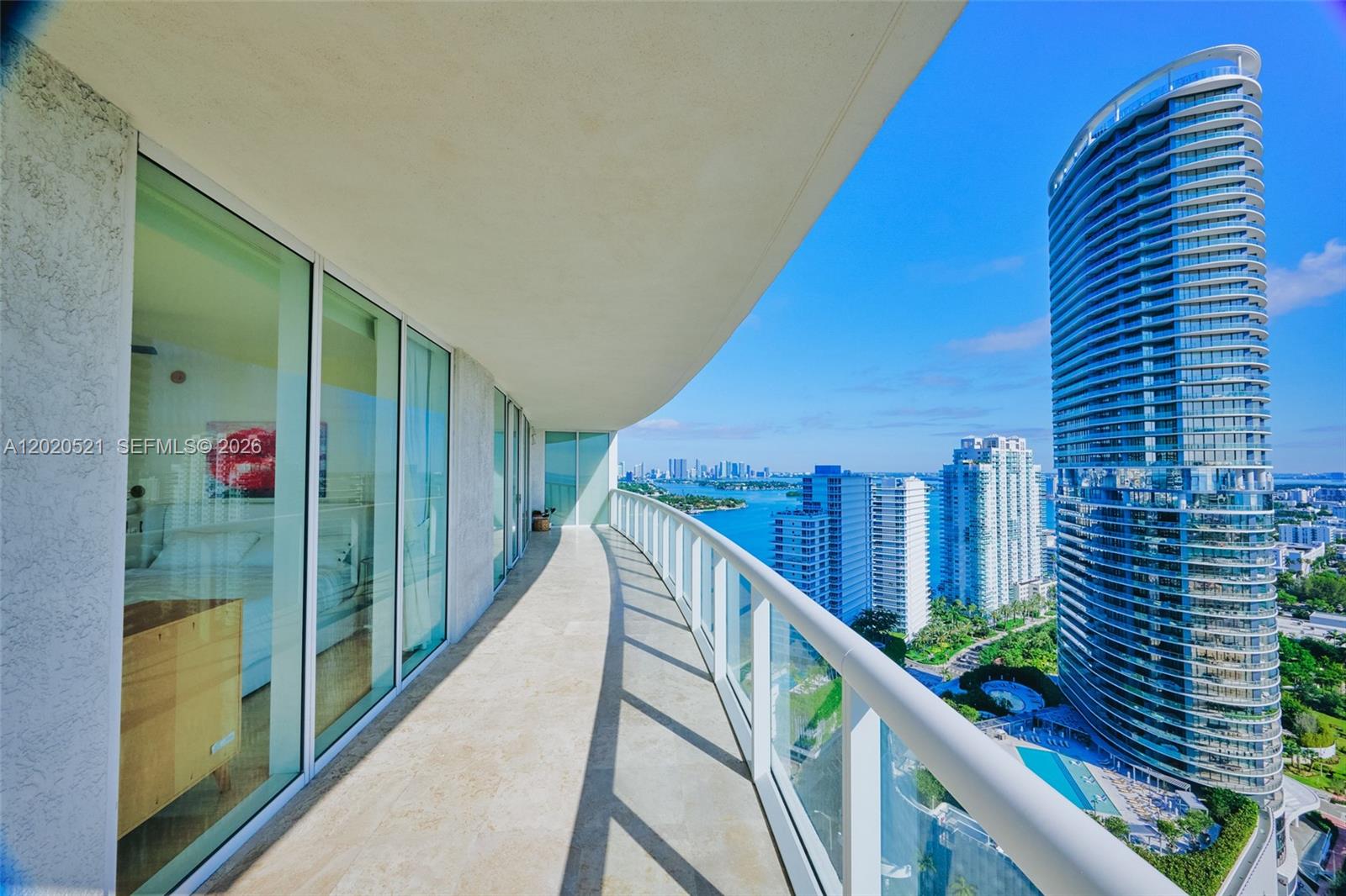 450 Alton Rd #2810, Miami Beach FL 33139