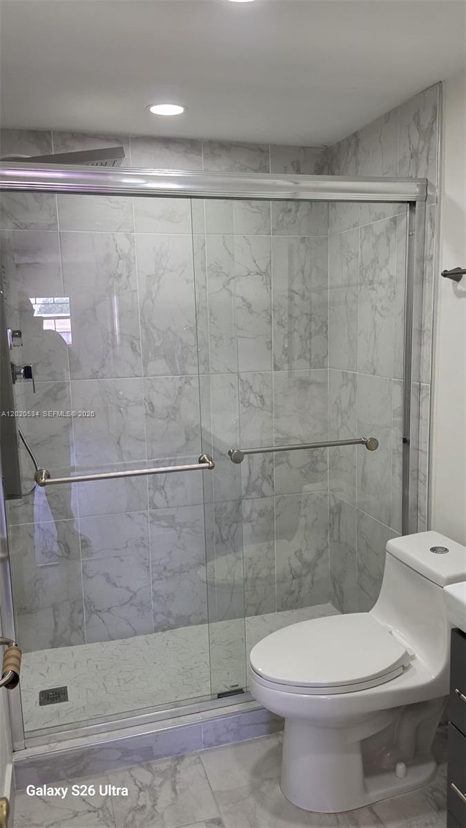 8107 SW 72nd Ave #423E, Miami FL 33143