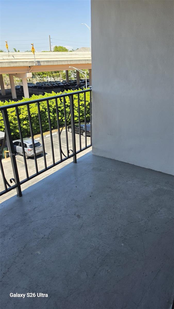 8107 SW 72nd Ave #423E, Miami FL 33143