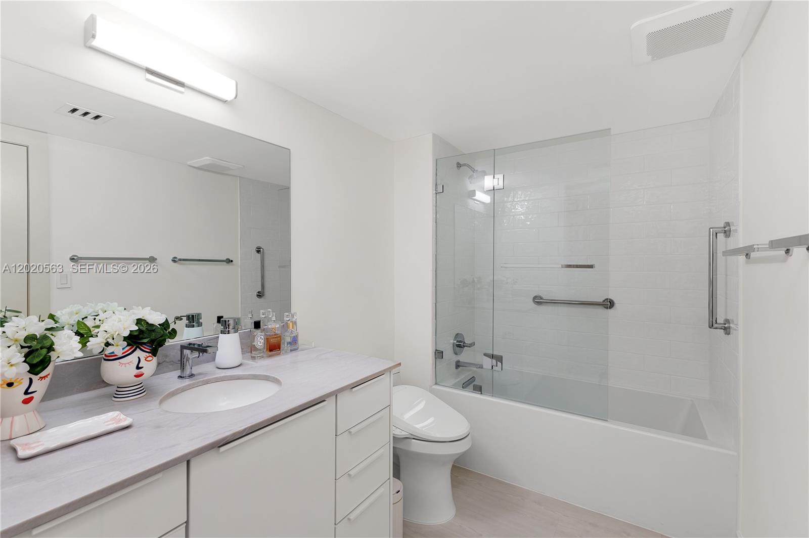 2101 NE Brickell Ave #2302, Miami FL 33129