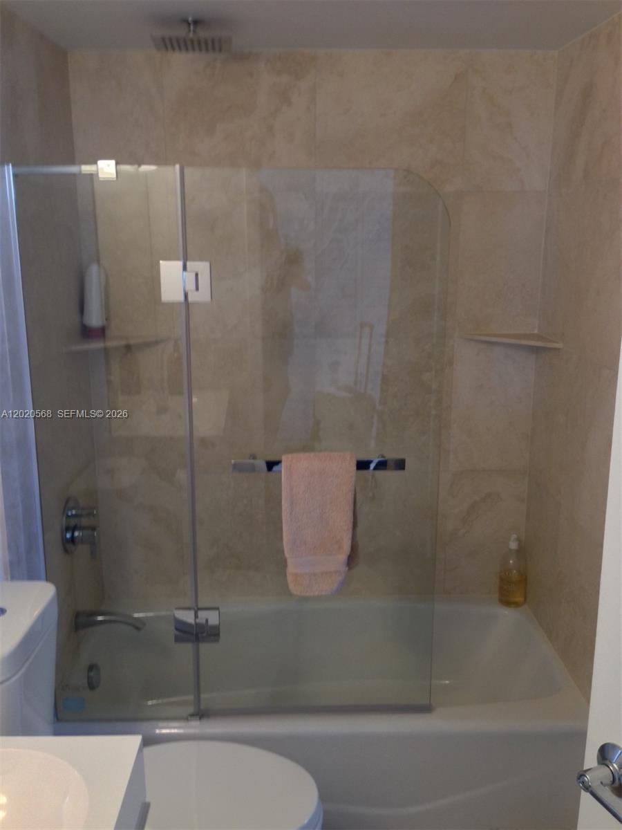 770 Claughton Island Dr #615, Miami FL 33131