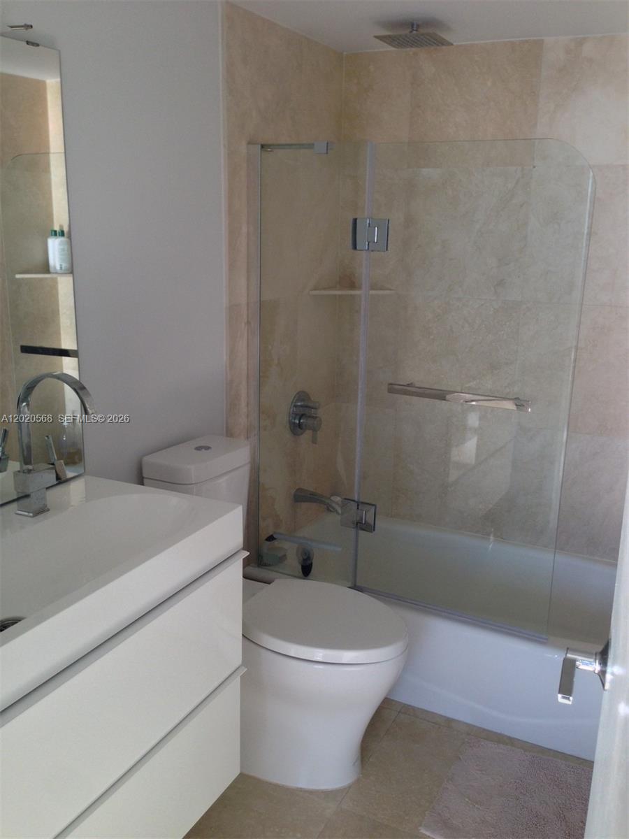 770 Claughton Island Dr #615, Miami FL 33131