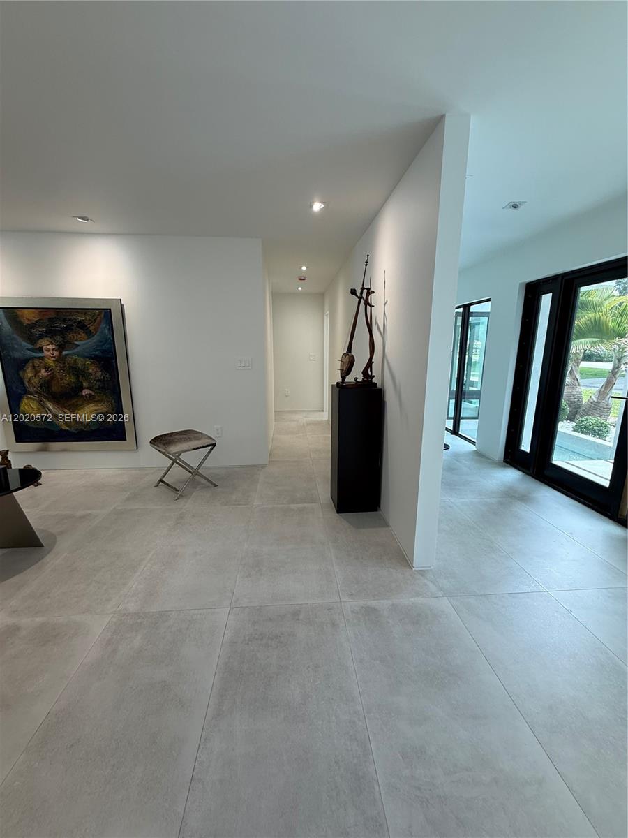 439 Hardee Rd, Coral Gables FL 33146