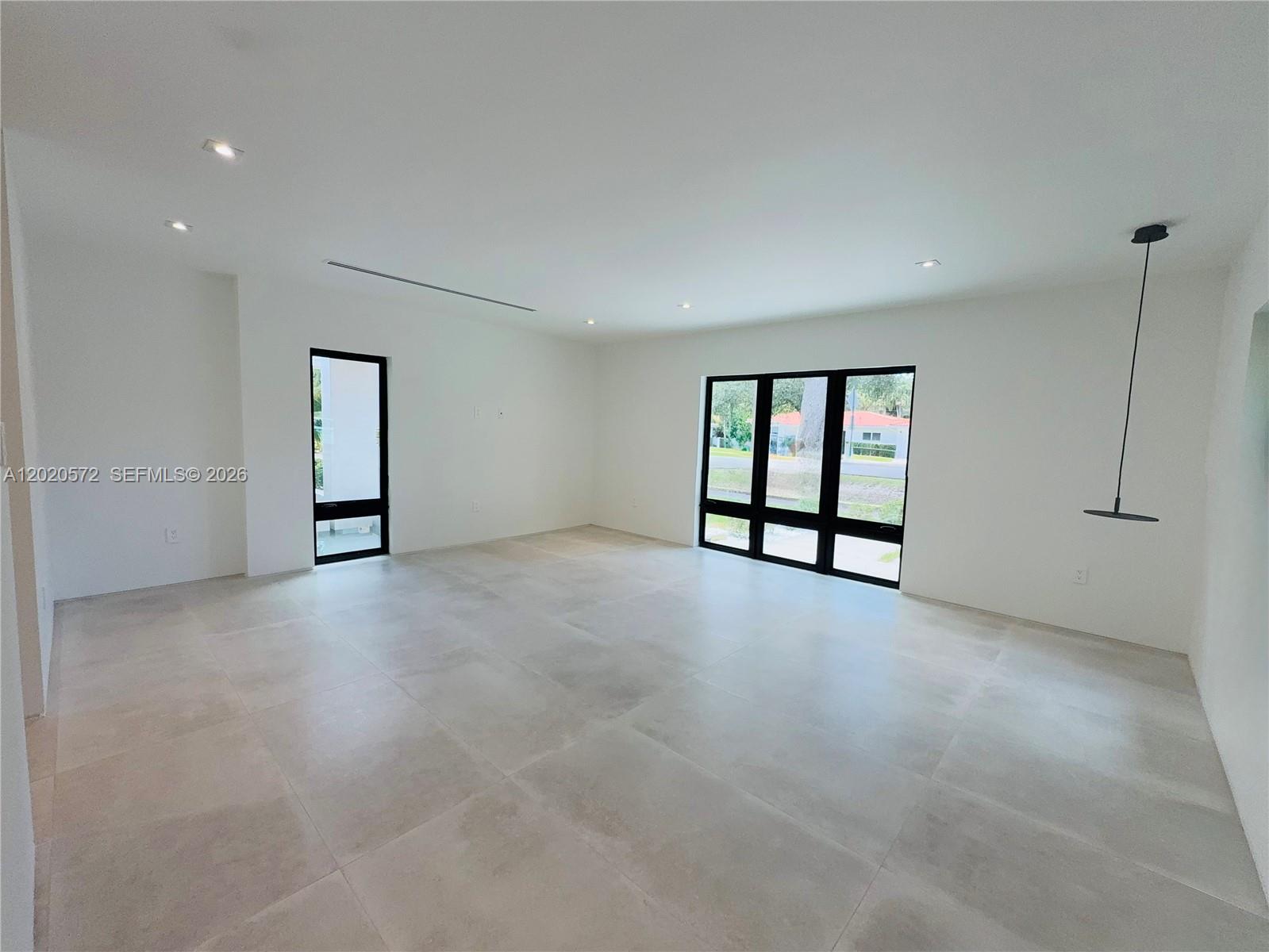 439 Hardee Rd, Coral Gables FL 33146
