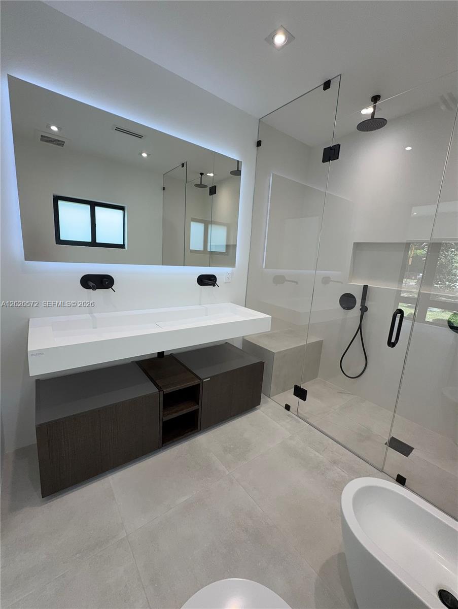 439 Hardee Rd, Coral Gables FL 33146