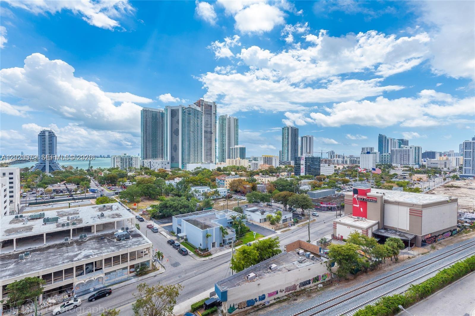 121 NE 34th St #1007, Miami FL 33137