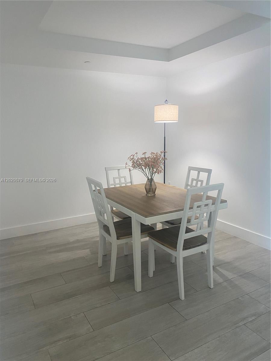 121 NE 34th St #1007, Miami FL 33137