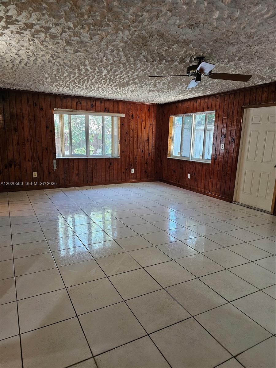 15851 NW 37th Ct, Miami Gardens FL 33054