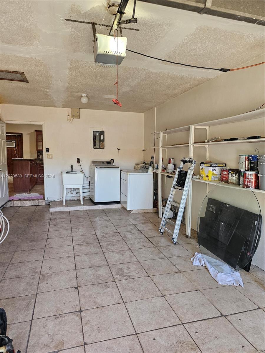 15851 NW 37th Ct, Miami Gardens FL 33054