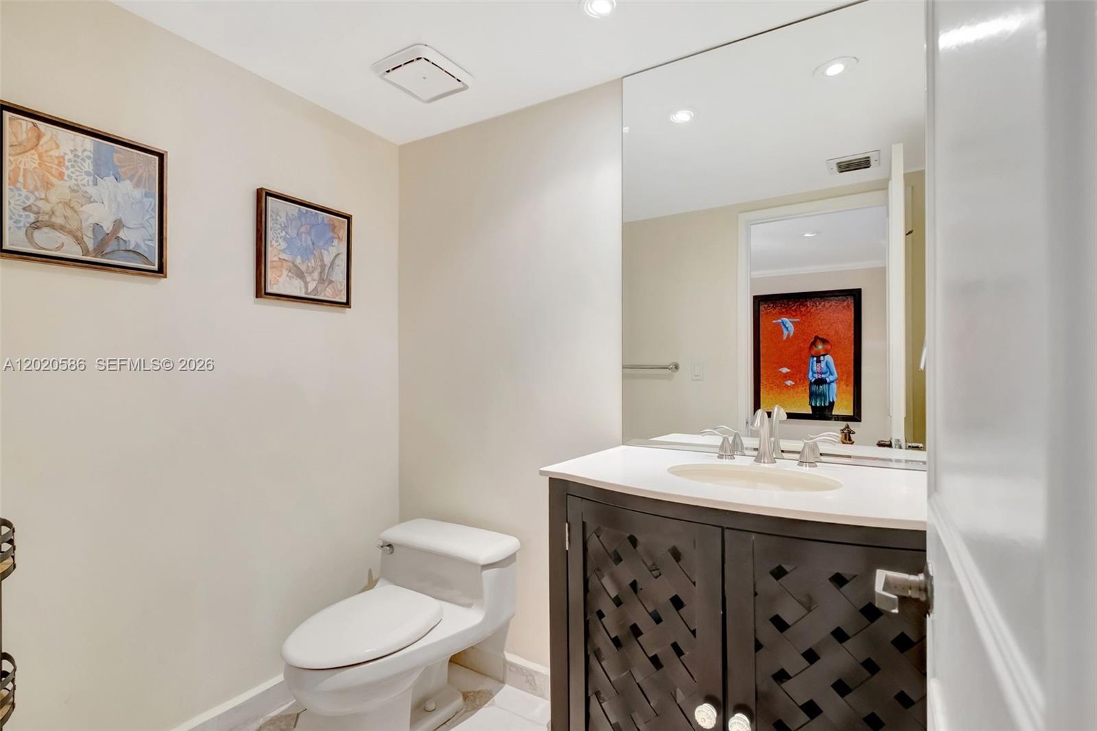 520 Brickell Key Dr #A914, Miami FL 33131