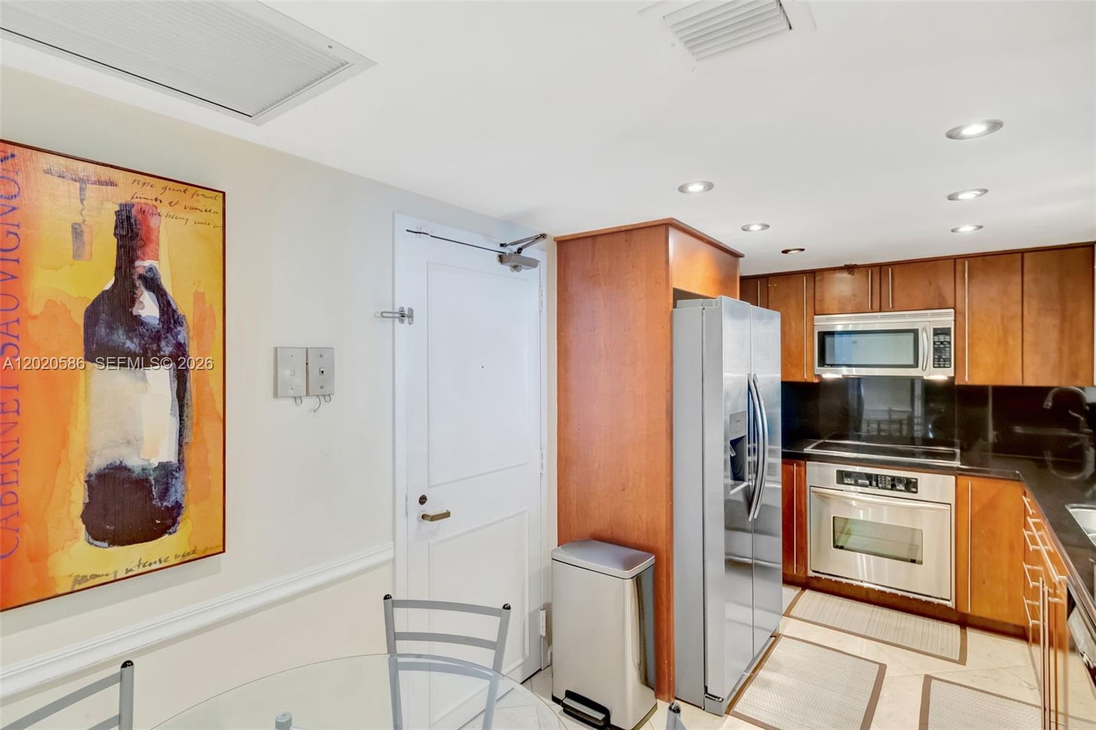 520 Brickell Key Dr #A914, Miami FL 33131