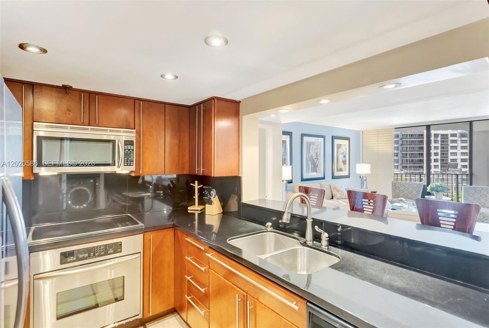 520 Brickell Key Dr #A914, Miami FL 33131