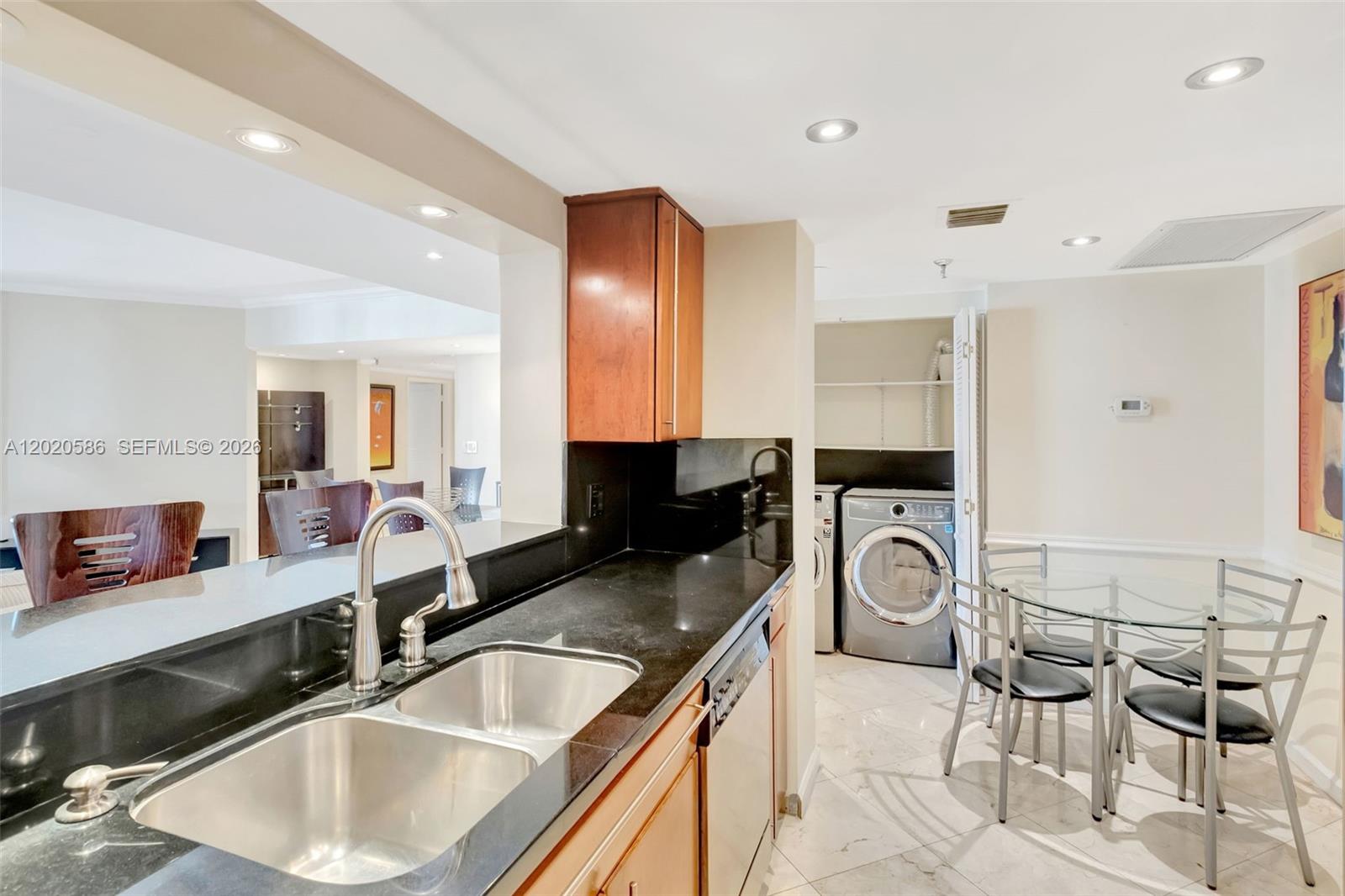 520 Brickell Key Dr #A914, Miami FL 33131