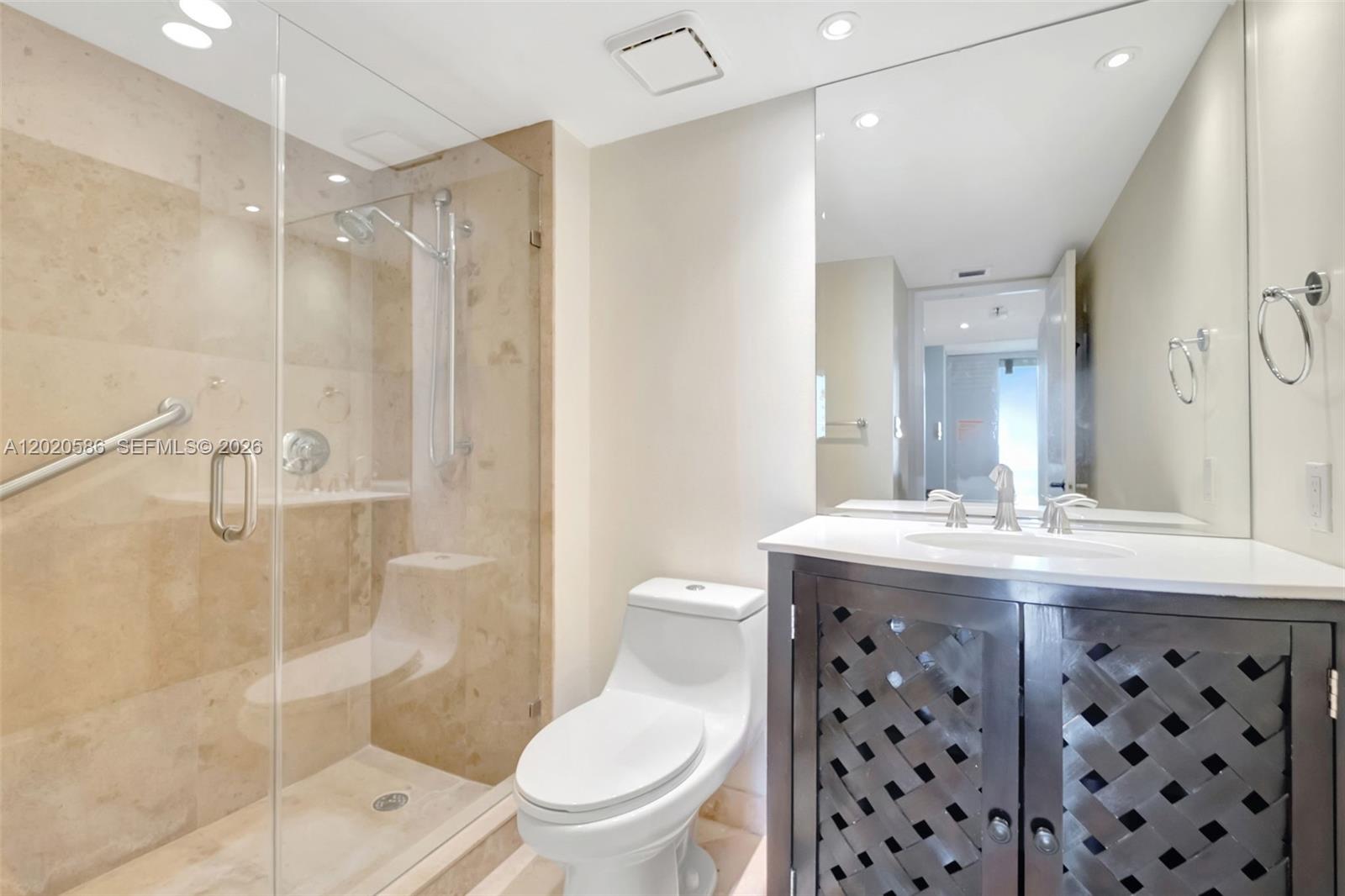520 Brickell Key Dr #A914, Miami FL 33131