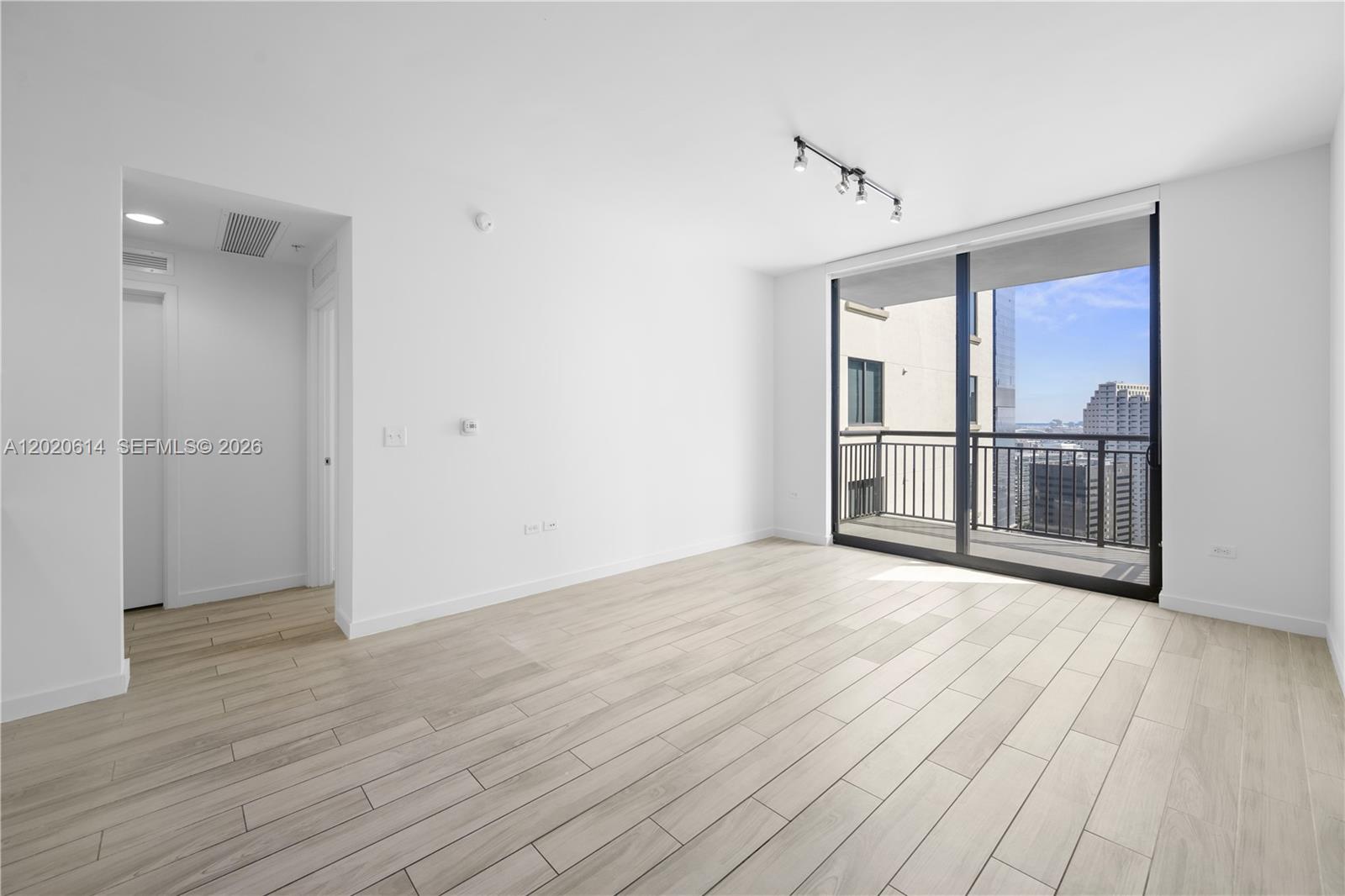 999 SW 1st Ave #2911, Miami FL 33130