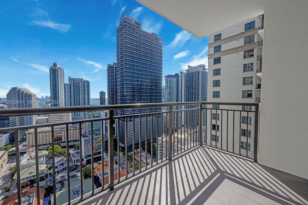 999 SW 1st Ave #2911, Miami FL 33130
