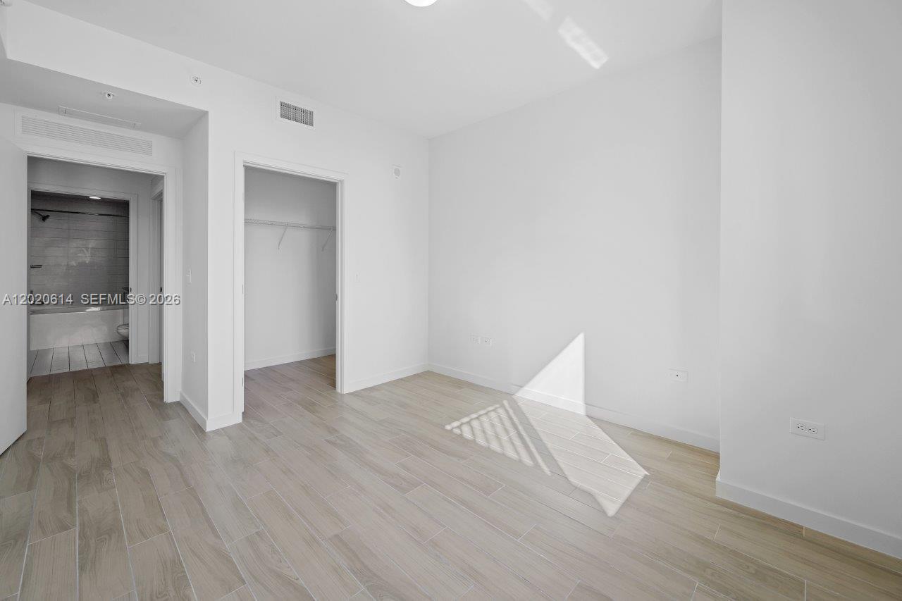 999 SW 1st Ave #2911, Miami FL 33130