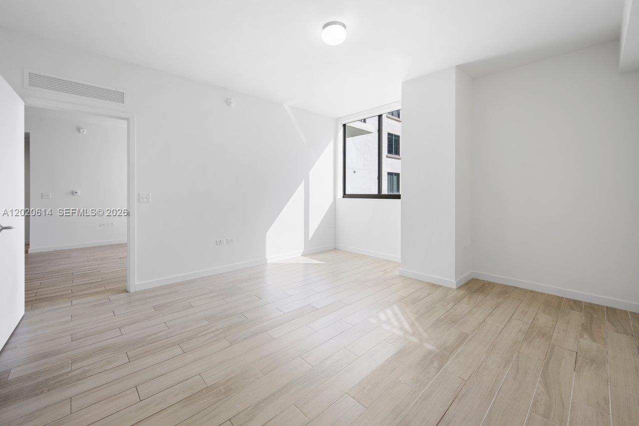 999 SW 1st Ave #2911, Miami FL 33130