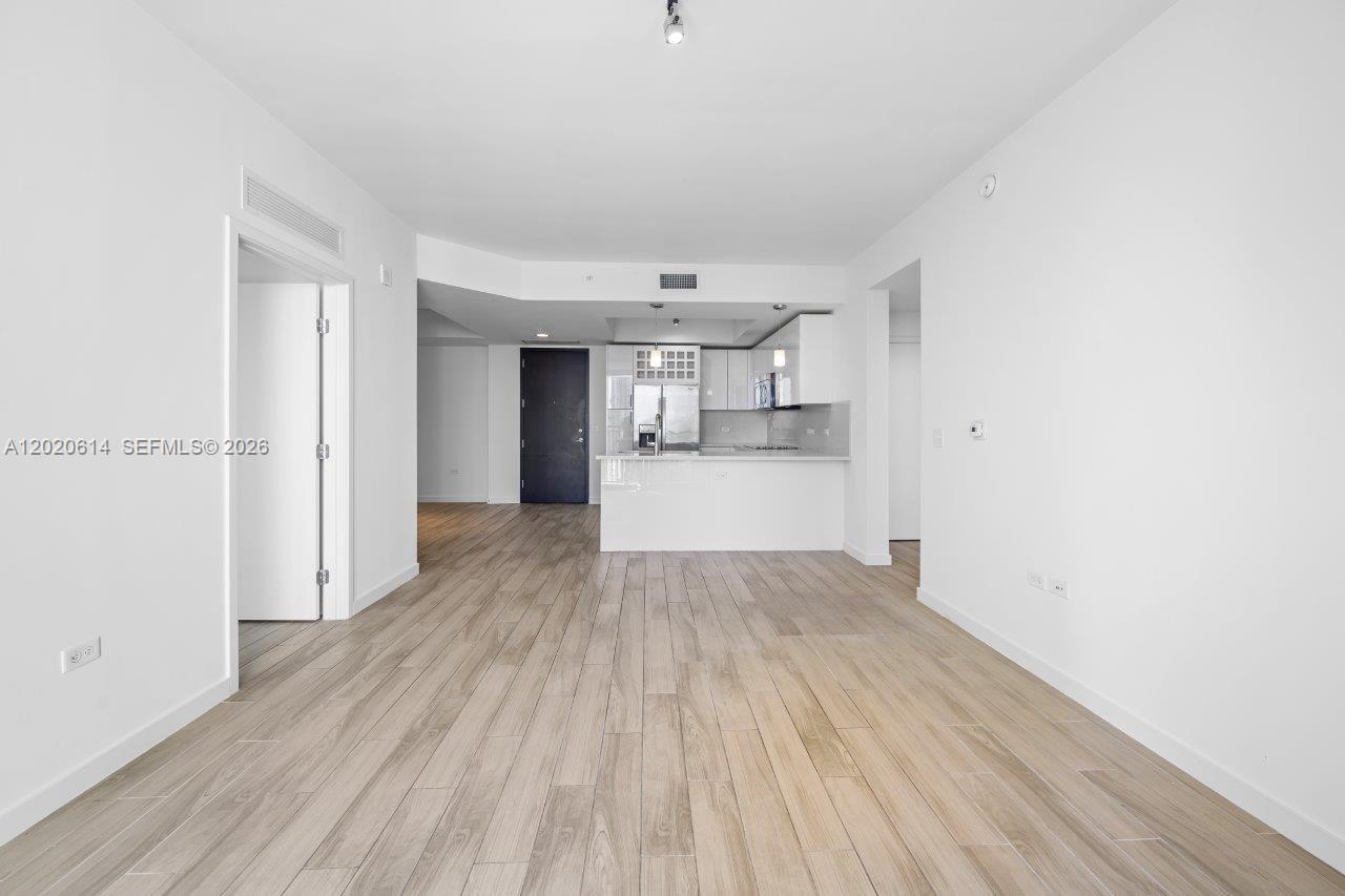 999 SW 1st Ave #2911, Miami FL 33130